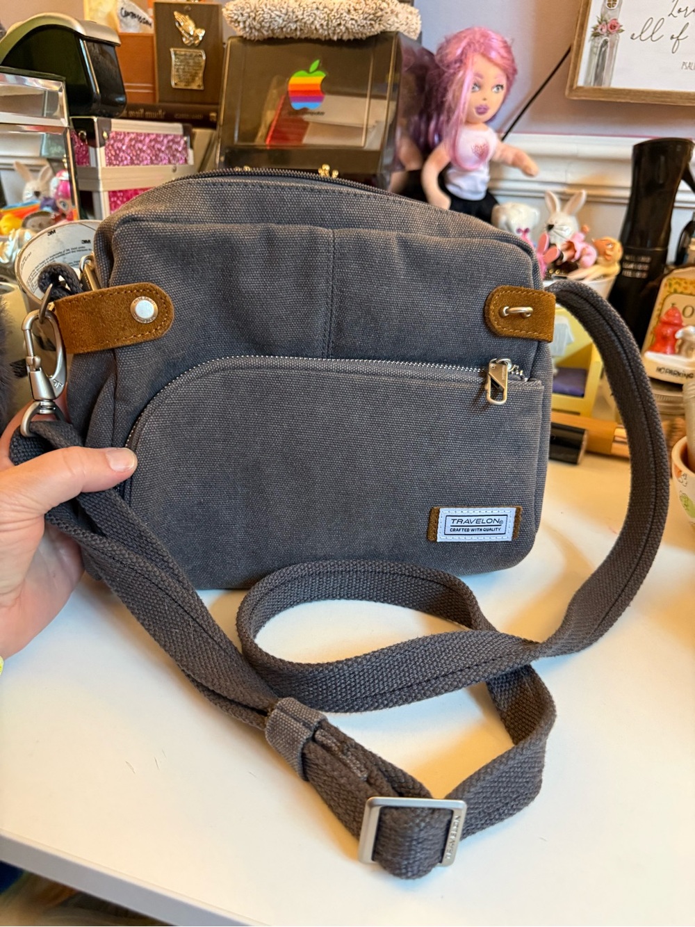 Travelon Anti-Theft Heritage Crossbody Bag